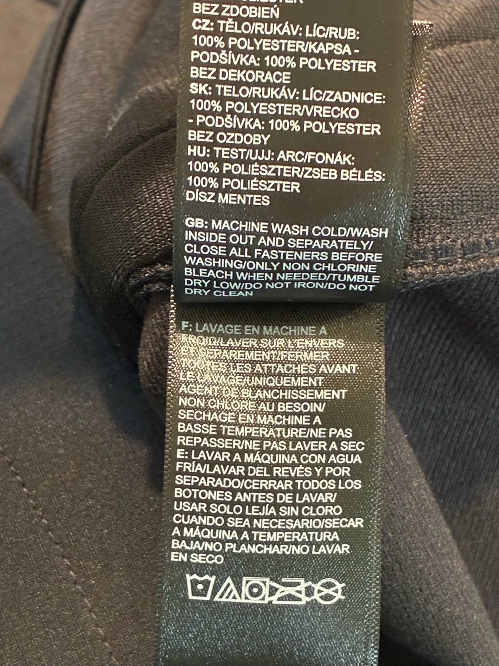 The North Face Size Small Castle Rock Soft Shell Jacket Alchemy Branded in Black